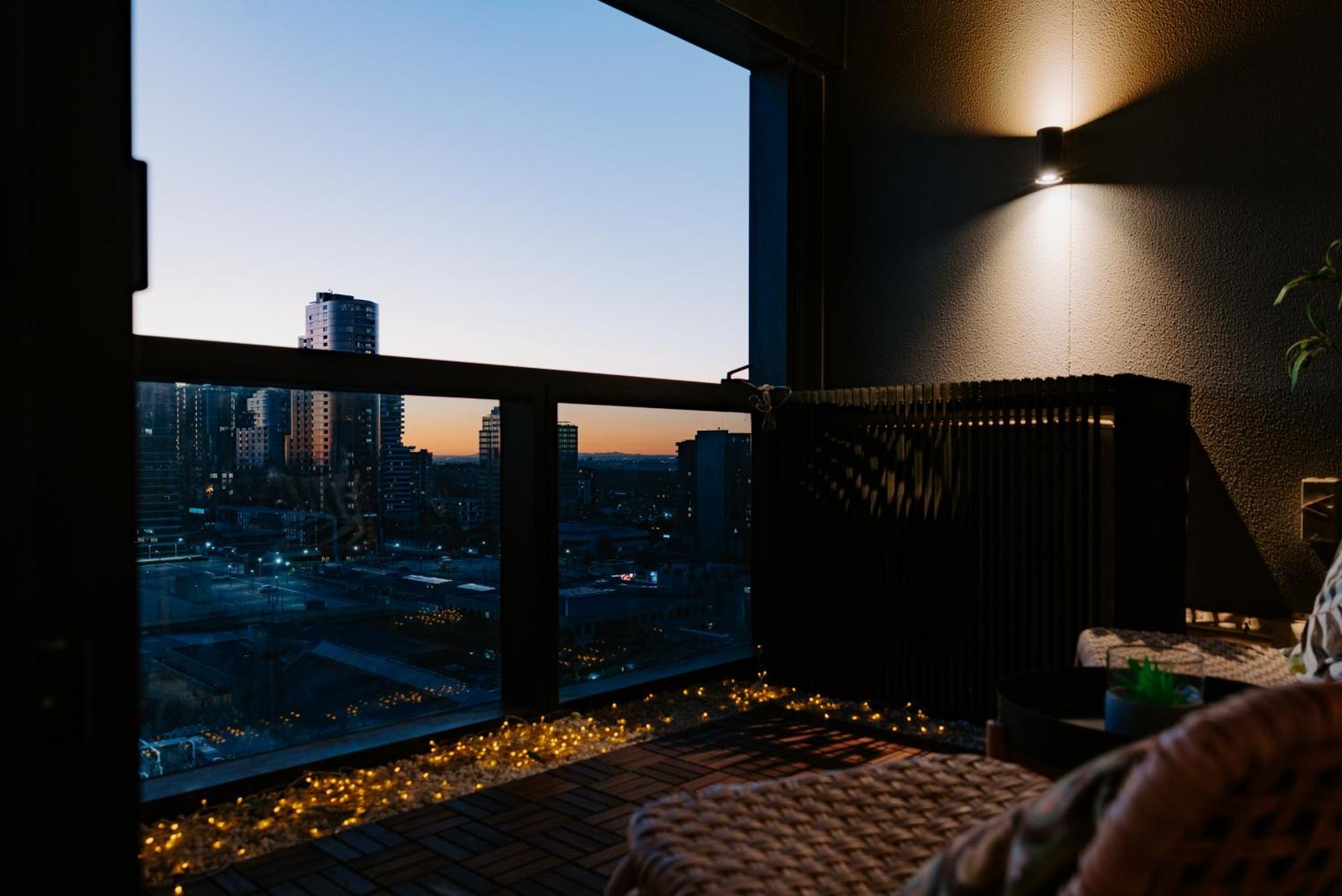 Skyone Lux 2Bed Room Aprt In Boxhill With Car Park Box Hill Esterno foto